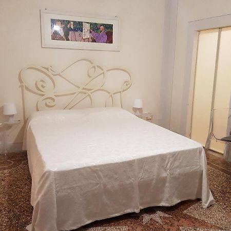Relais Pacinotti Rooms ปิซา ภายนอก รูปภาพ