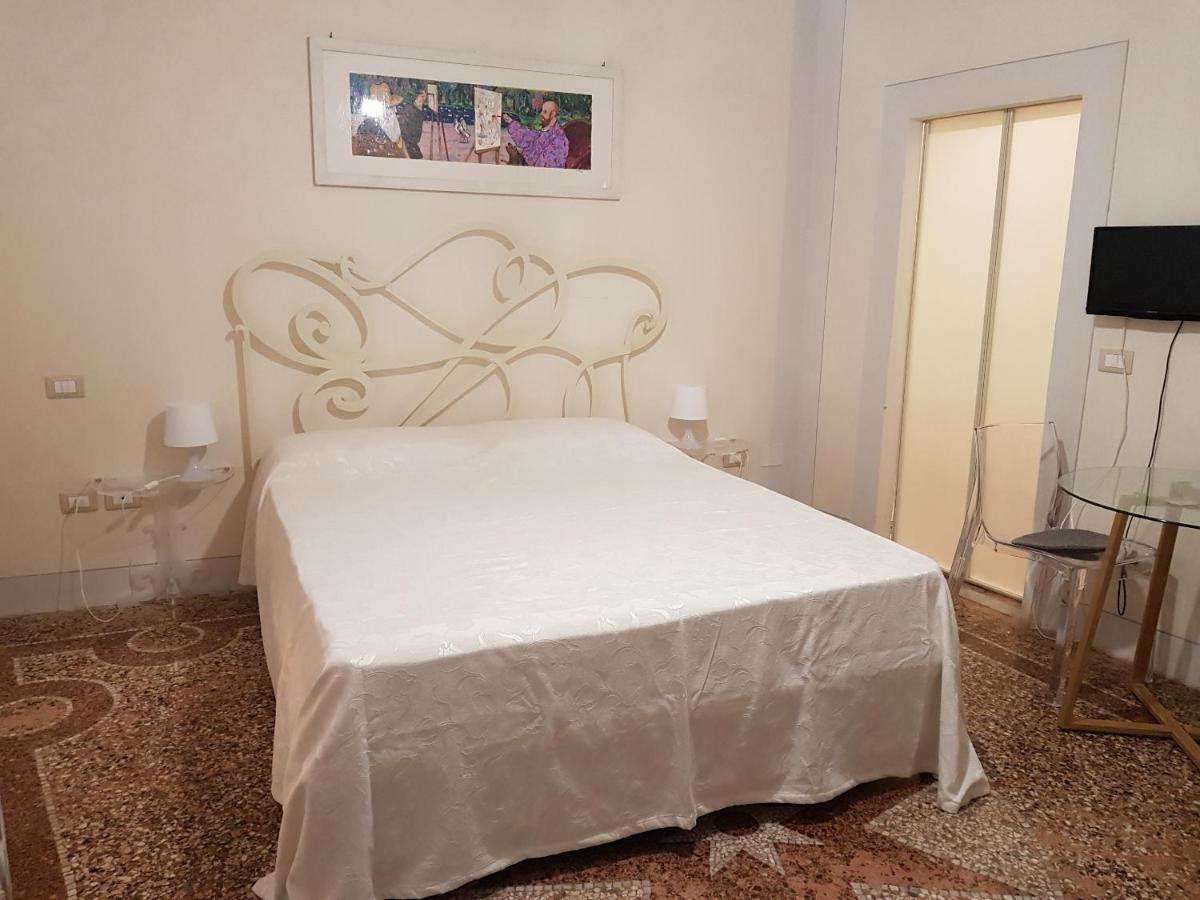 Relais Pacinotti Rooms ปิซา ภายนอก รูปภาพ