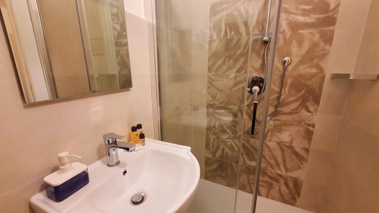 Relais Pacinotti Rooms ปิซา ภายนอก รูปภาพ